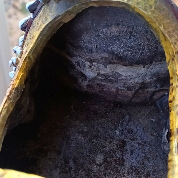 RARE vintage SADDLE planter - do you see ladybug? - Picture 7 of 12